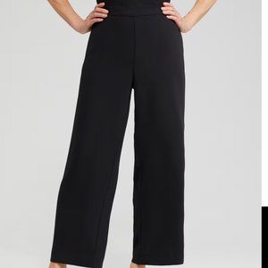 NWT CHICO's Black Magique Luna Cropped Pants